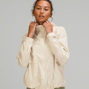 lululemon HOOD LITE JACKET *Packable Sz 10
